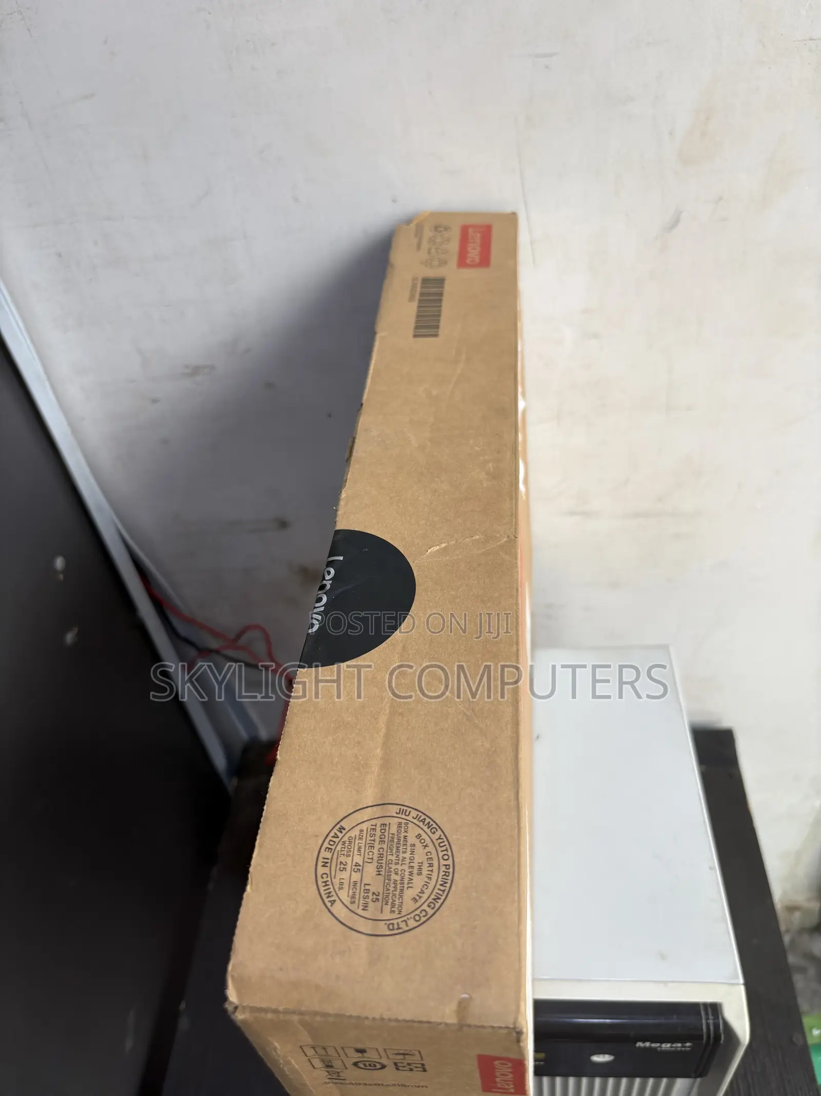 New Laptop Lenovo 16GB AMD Ryzen 5 SSD 1T