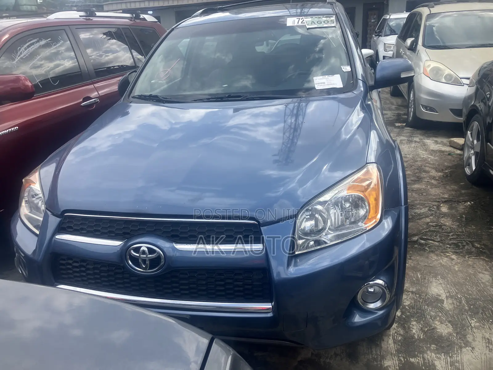 Toyota RAV4 Limited 2011 Blue