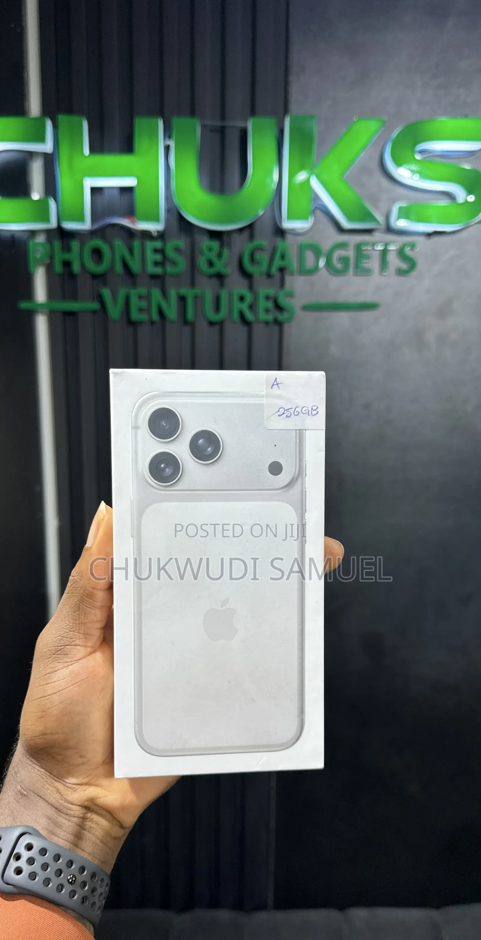 New Apple iPhone 17 Pro Max 256 GB Silver