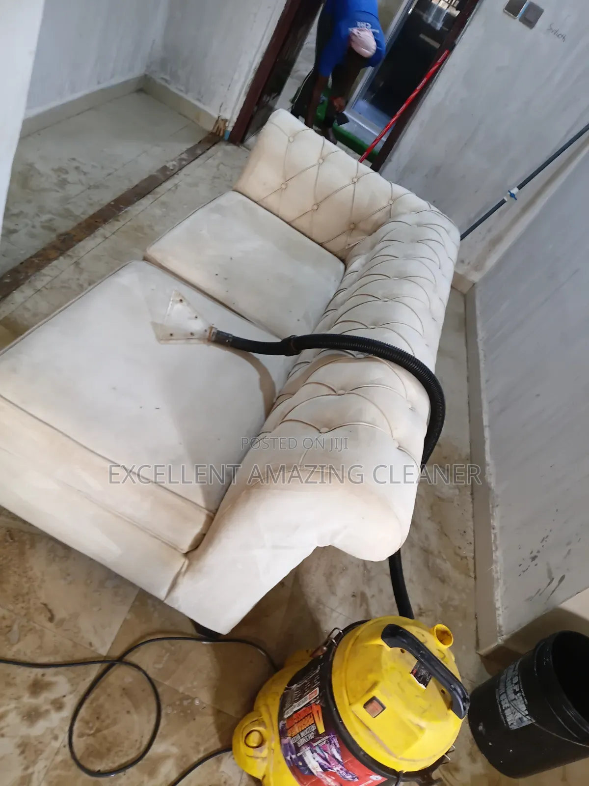 Excellent Amazing Sofa Cleaning Service