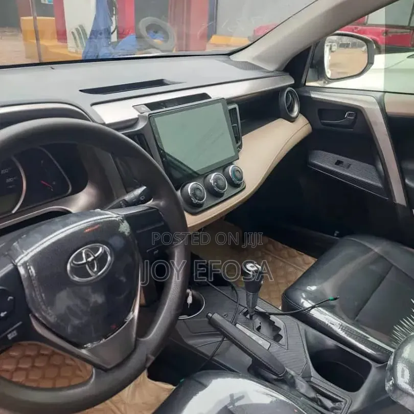 Toyota RAV4 2014 White