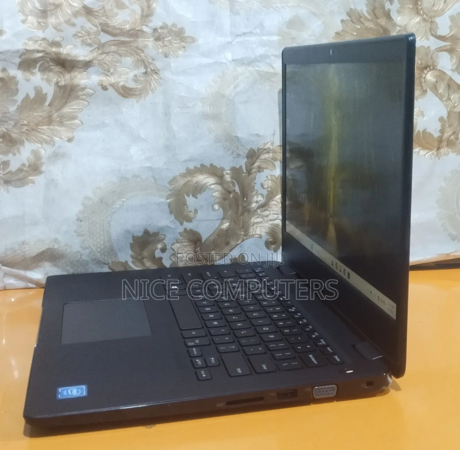 Laptop Dell Wyse 5470 8GB Intel Celeron SSD 128GB