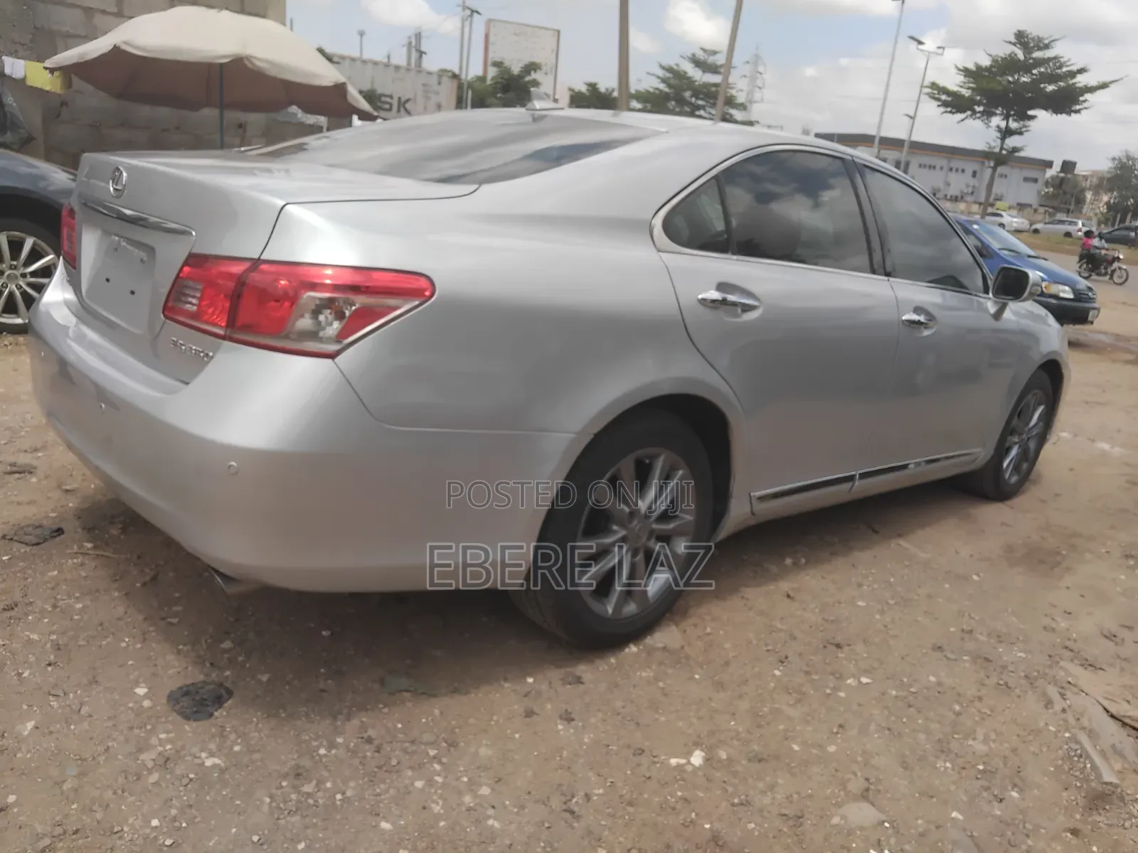 Lexus ES 2012 Silver
