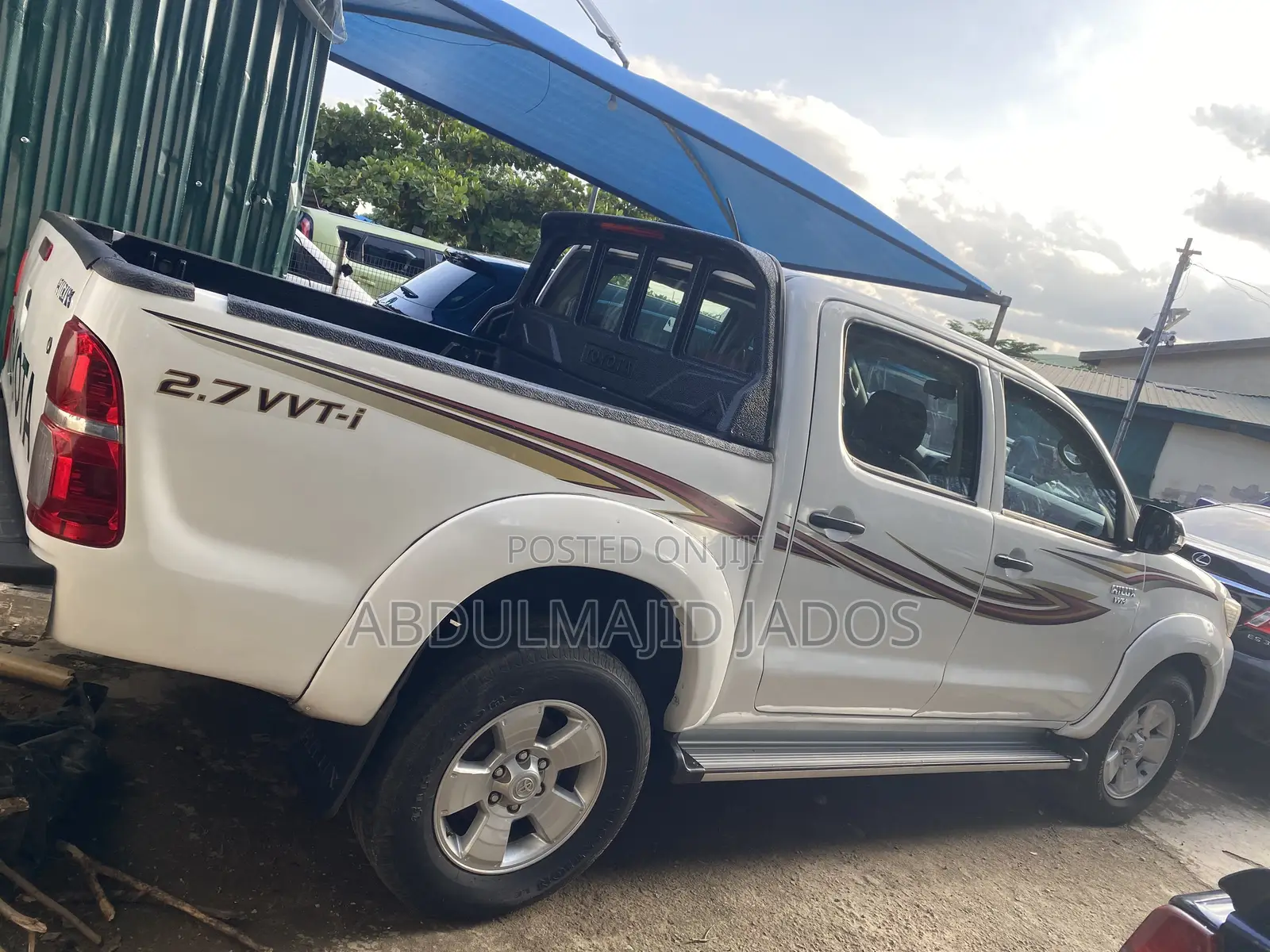 Toyota Hilux 2012 White