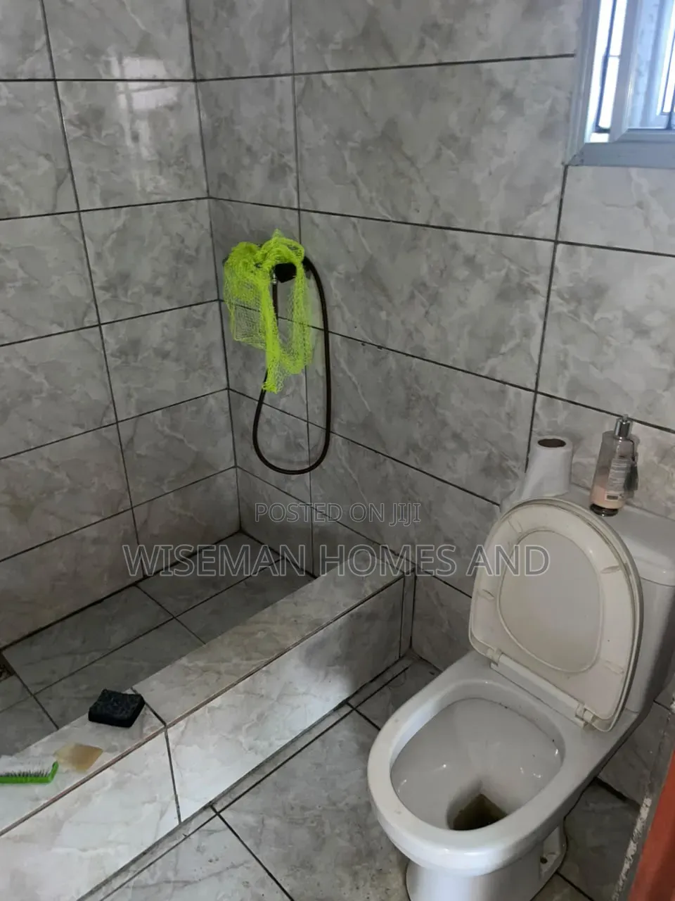 2bdrm Apartment in United Estate, Sangotedo for rent