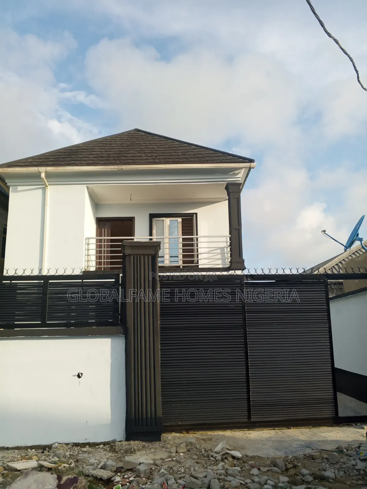 4bdrm Duplex in Lakowe for rent
