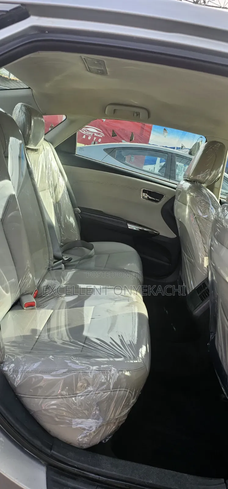 Toyota Avalon 2016 Silver