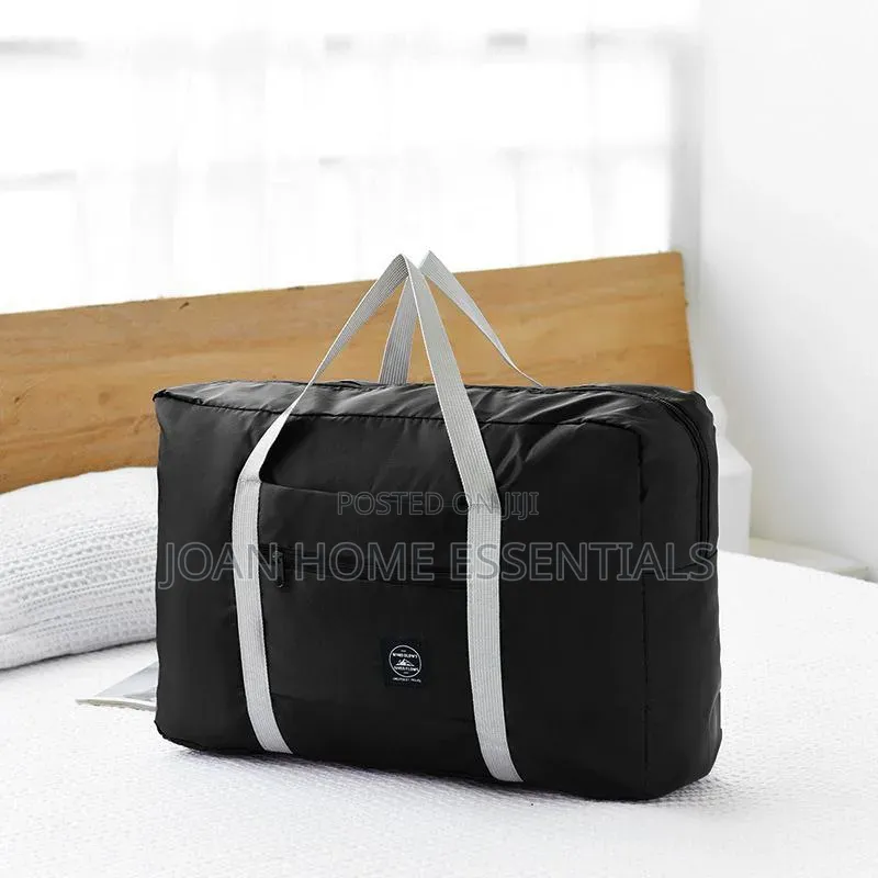 Foldable Waterproof Travel Bag – Large Capacity