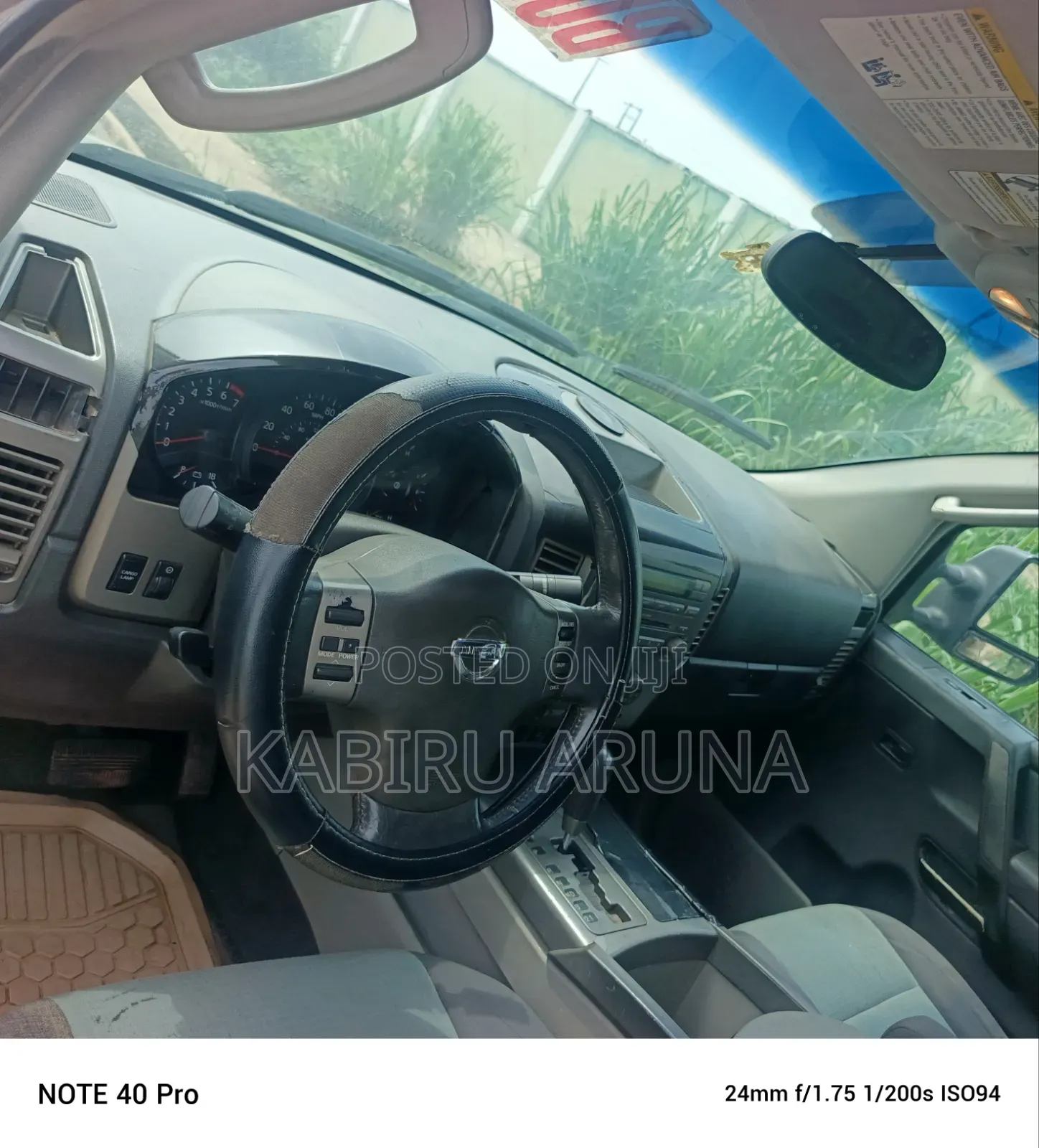 Nissan Titan 2010 Silver
