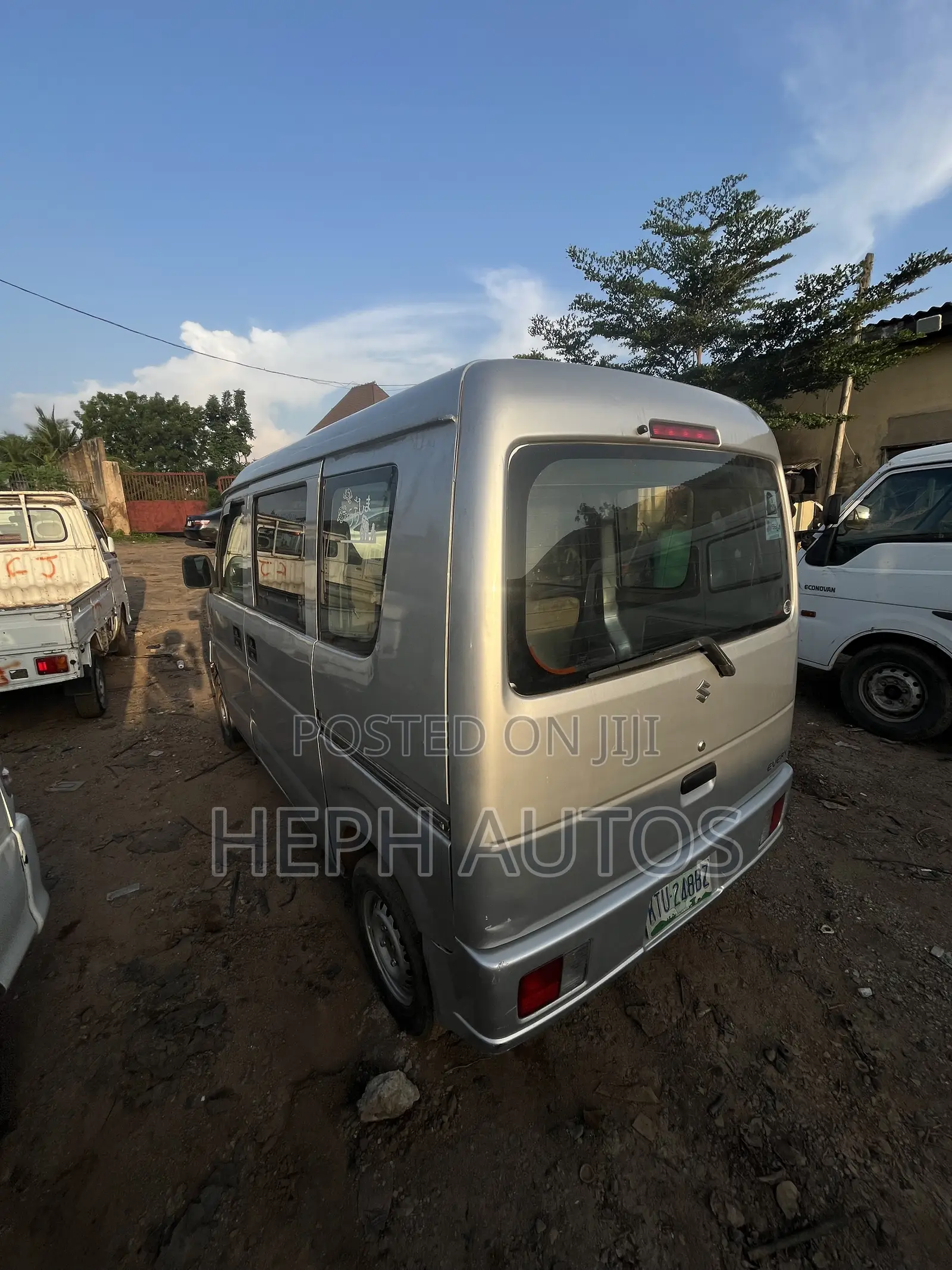 Suzuki APV Minibus 2016 Grey