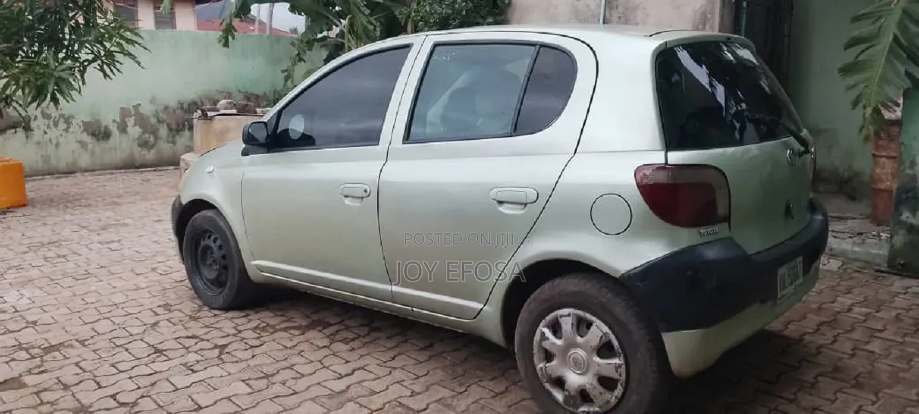 Toyota Yaris 1.4 2002 Green