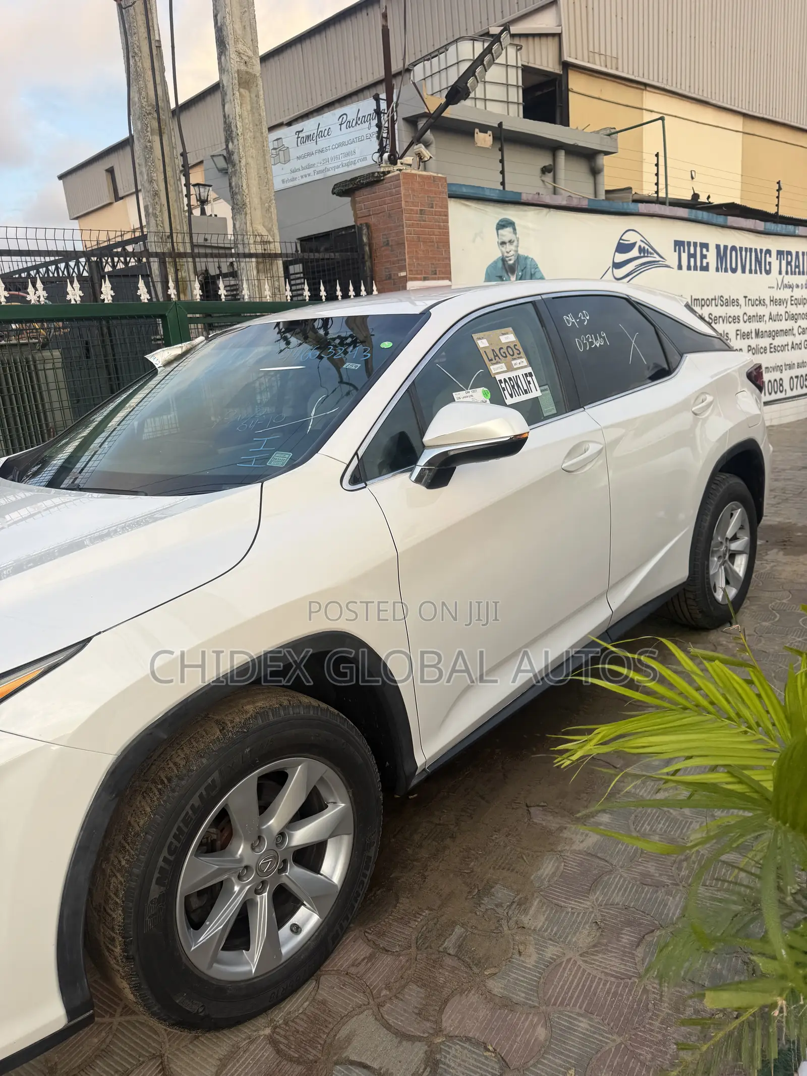 Lexus RX 350 FWD 2017 White