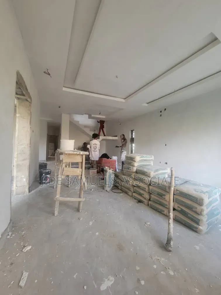 Furnished 4bdrm Duplex in Ayobo for sale