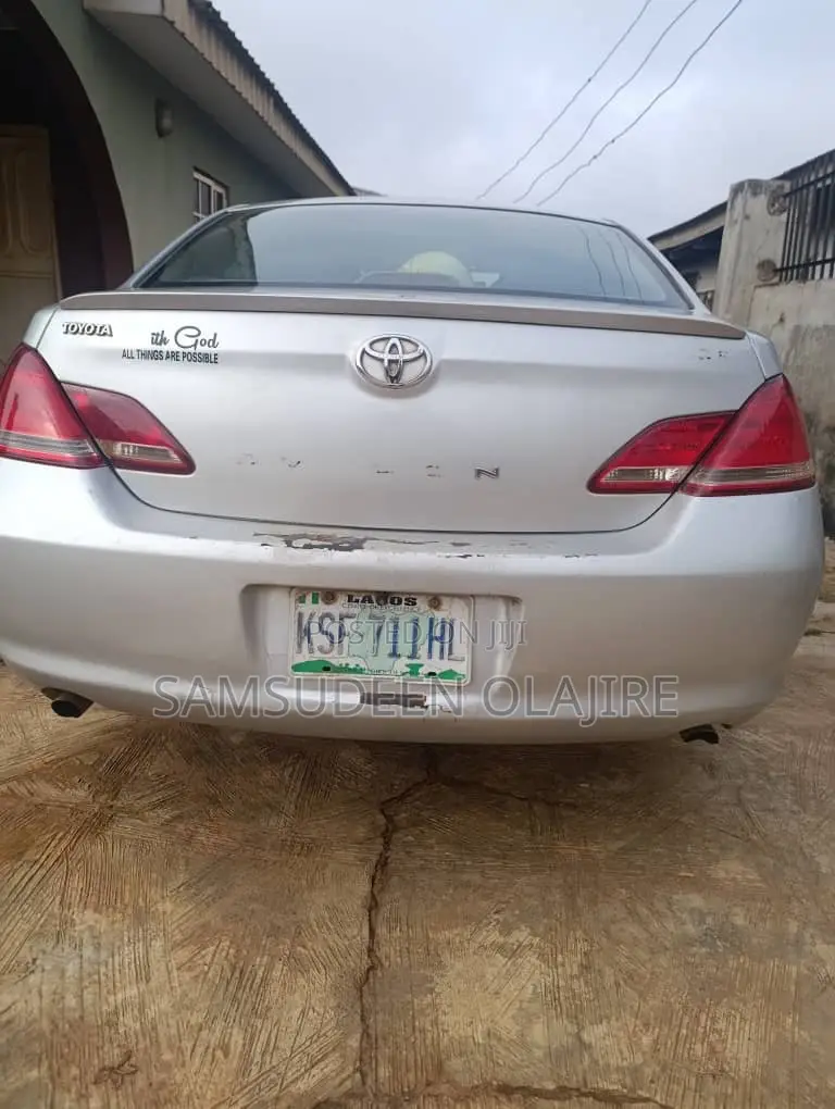 Toyota Avalon 2008 Silver