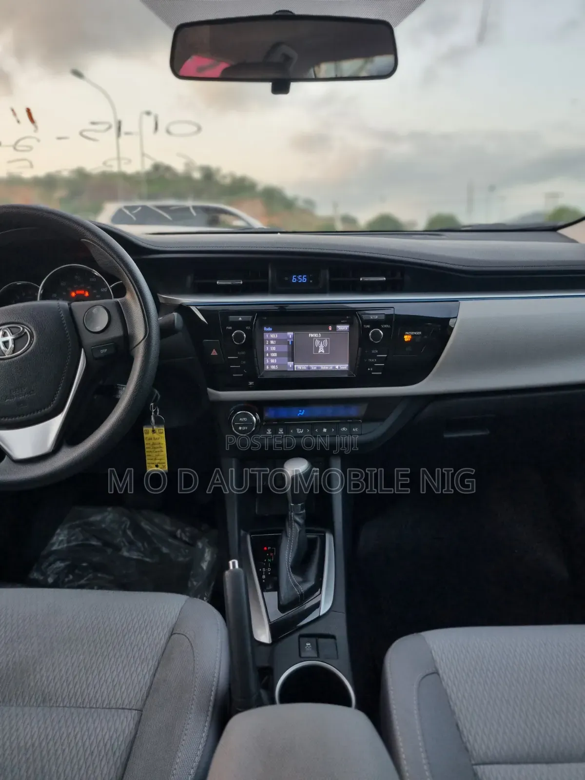 Toyota Corolla LE Eco 4dr Sedan (1.8L 4cyl CVT) 2016 Gray