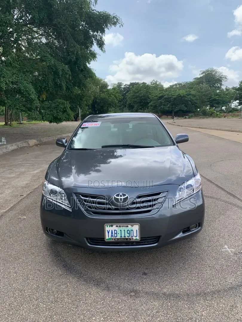 Toyota Camry LE 4dr Sedan (2.4L 4cyl 5A) 2008 Gray