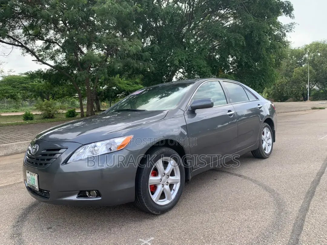 Toyota Camry LE 4dr Sedan (2.4L 4cyl 5A) 2008 Gray