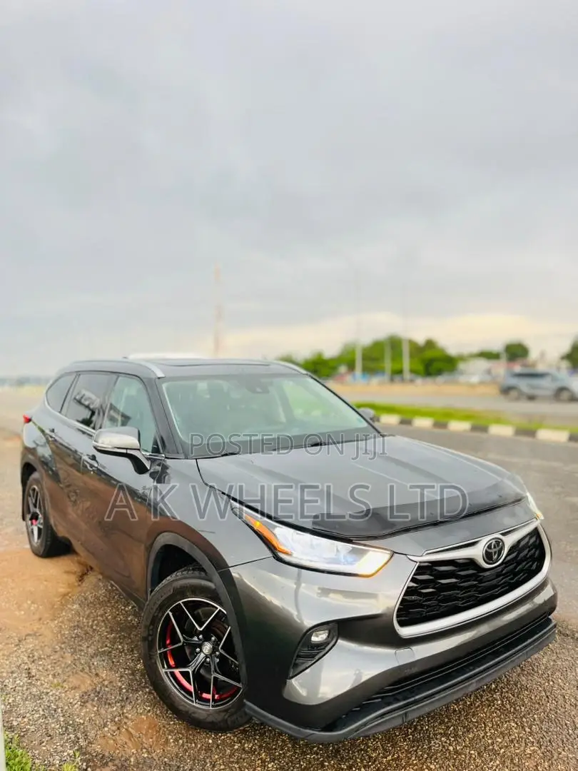 Toyota Highlander Limited AWD 2020 Gray