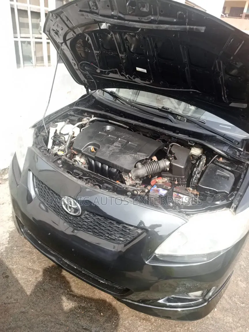Toyota Corolla LE 4dr Sedan (1.8L 4cyl 4A) 2010 Black