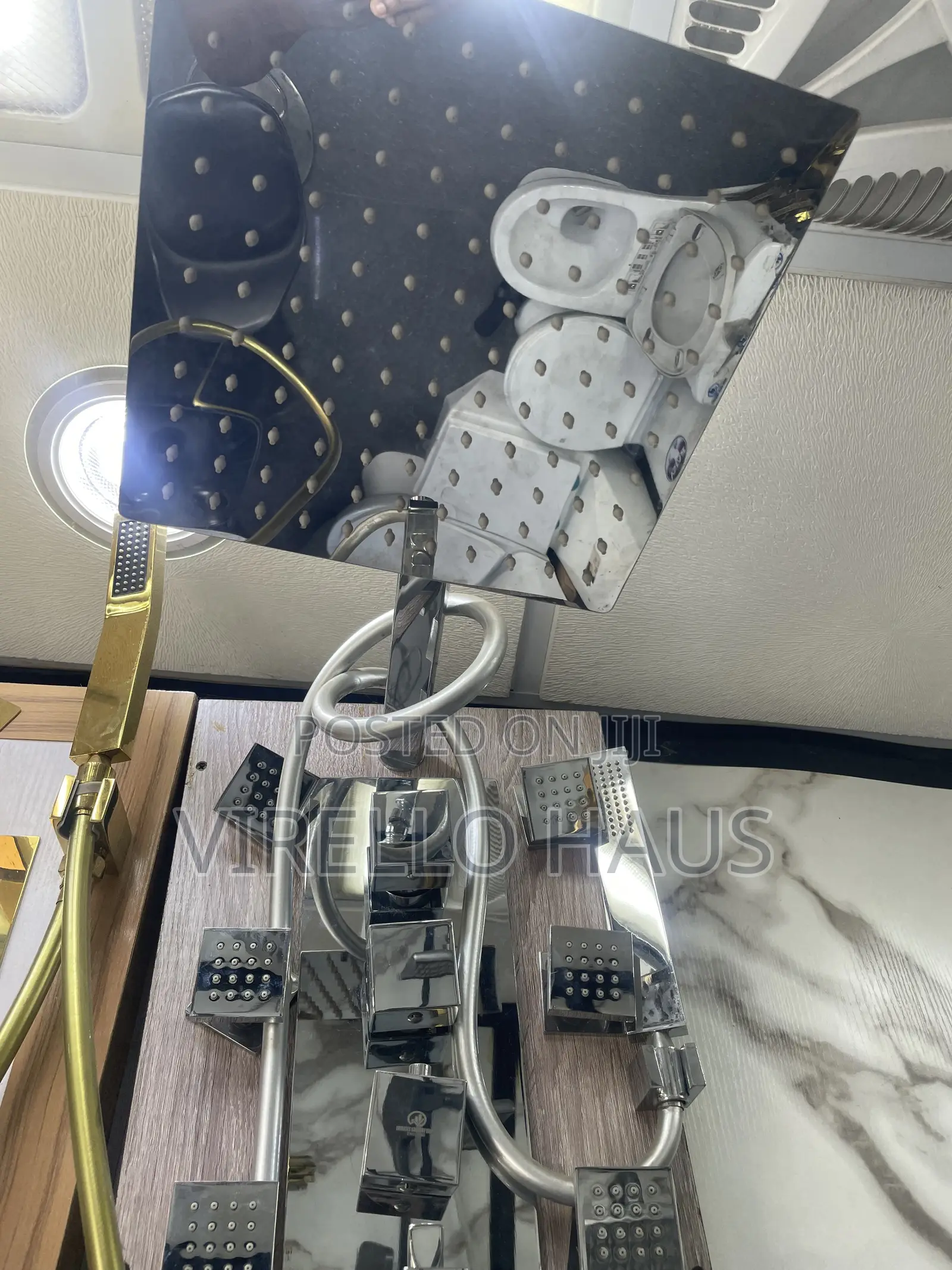 Stainless Steel Conduit Shower With Body Jet
