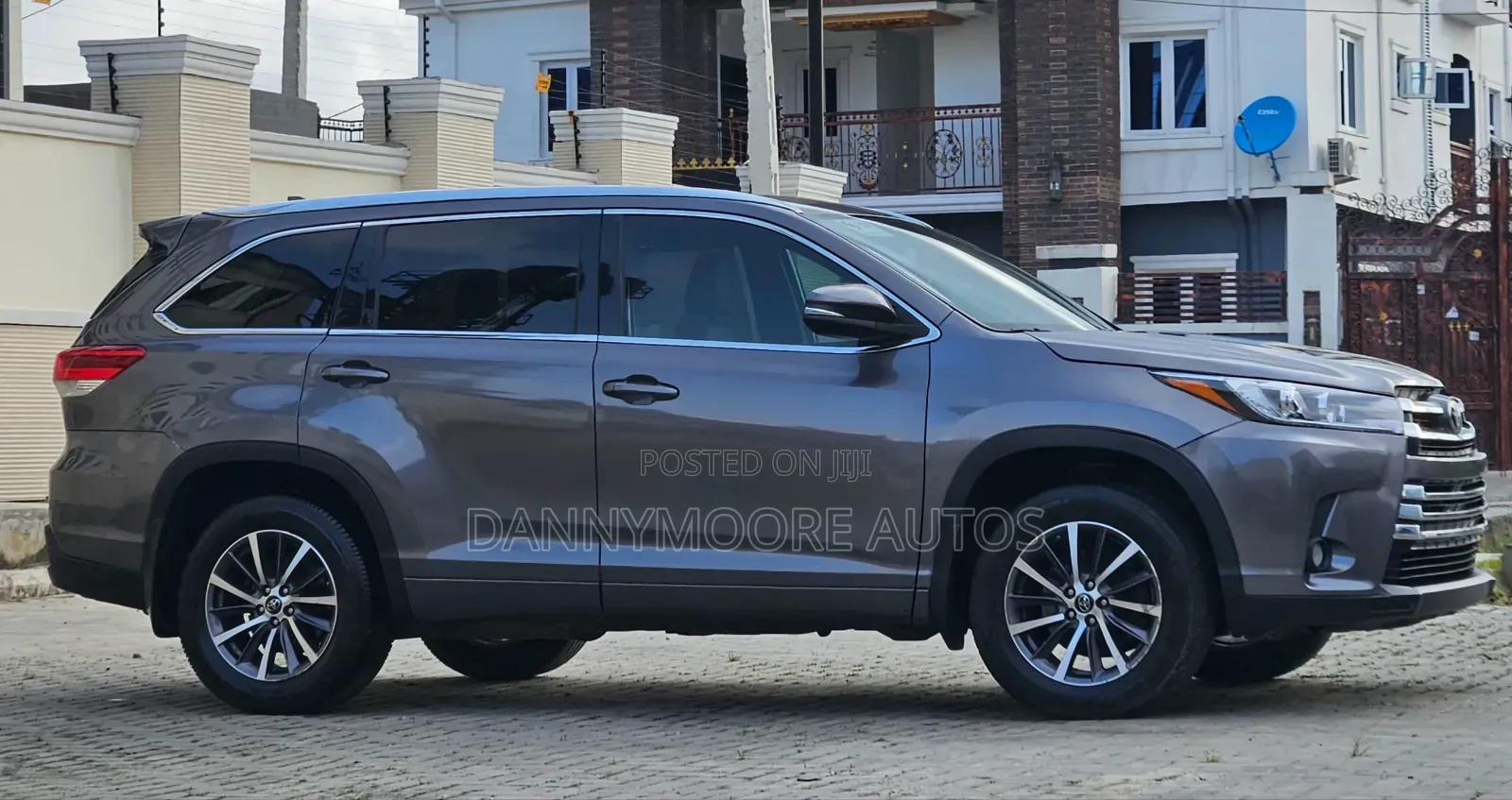 Toyota Highlander 2018 Gray