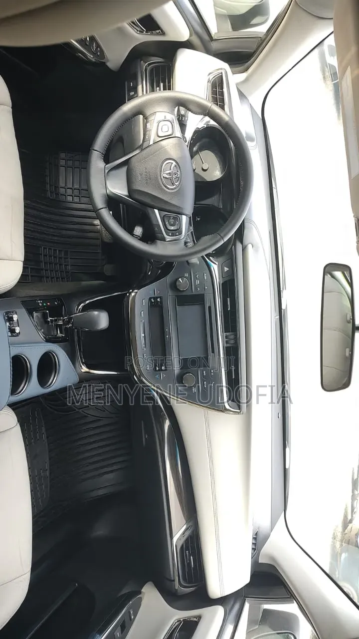 Toyota Avalon 2014 Silver