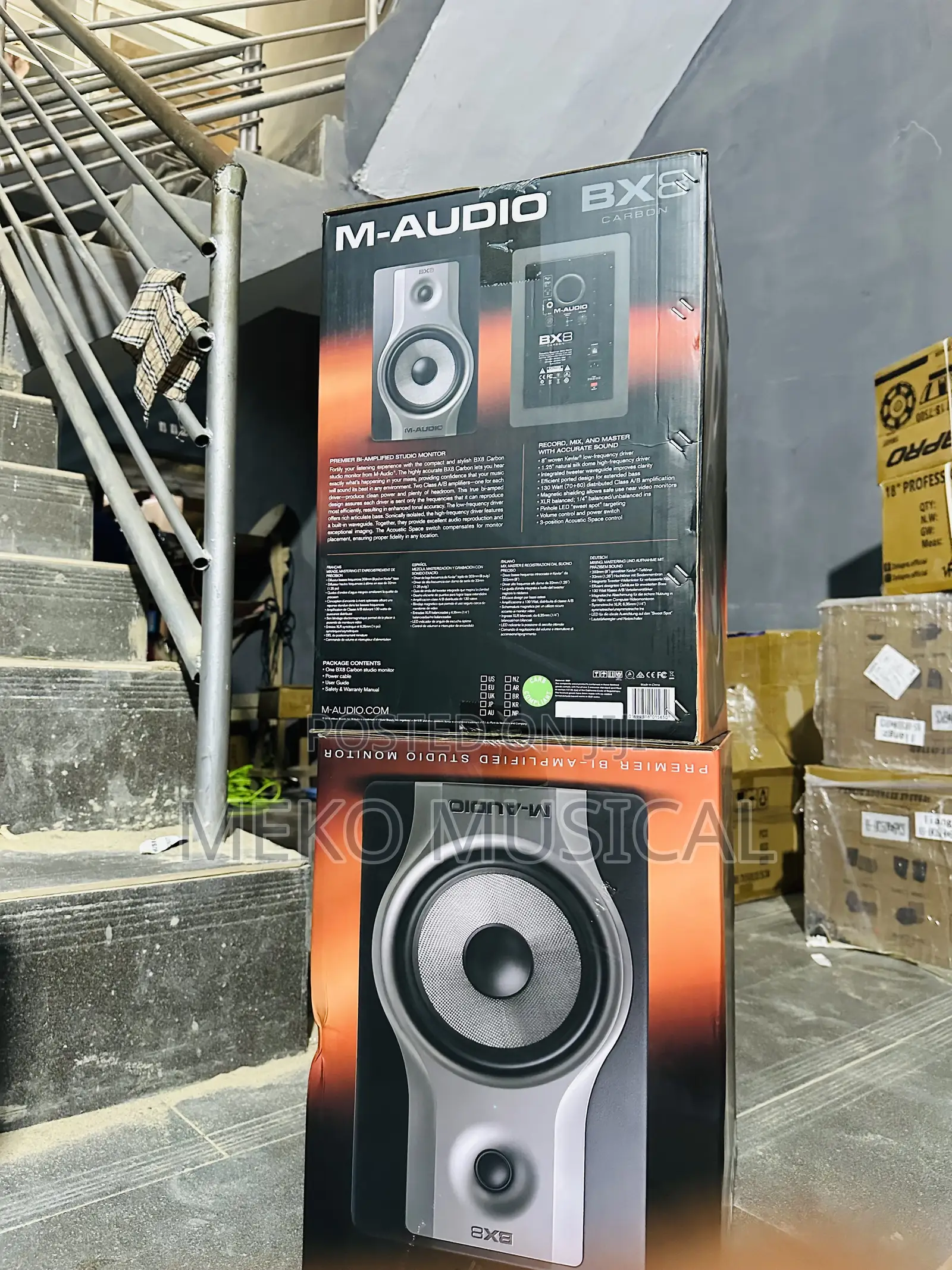 M-Audio Bx8 Carbon Studio Monitor Speaker