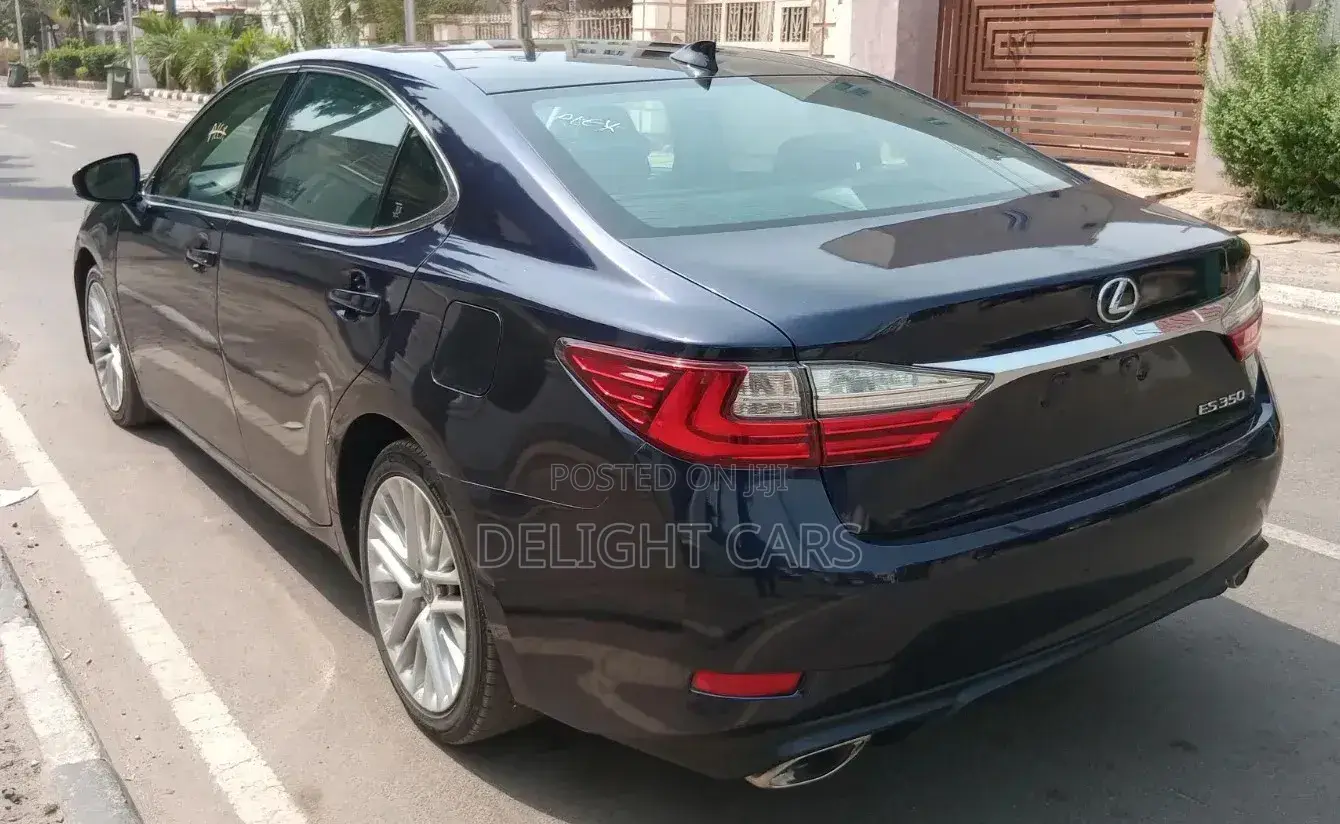Lexus ES 350 FWD 2018 Blue
