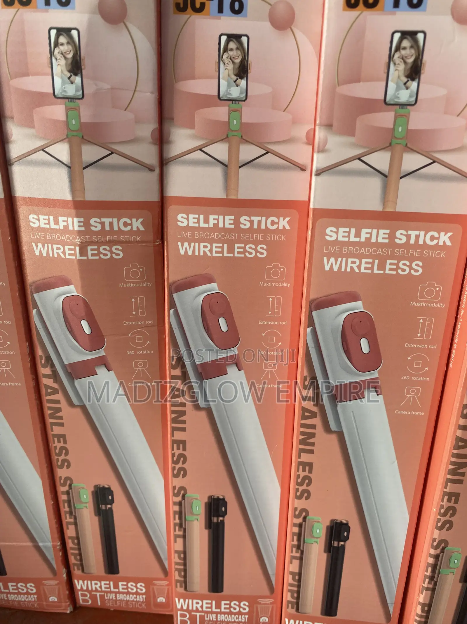 Wireless Bluetooth Selfie Stick