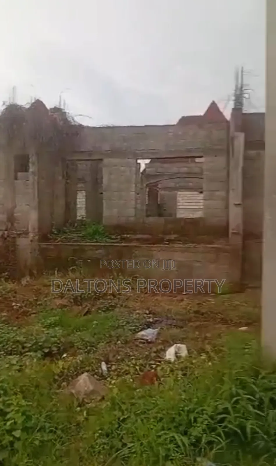 A Plot With A 4bedroom Penthouse Duplex At Window Level With 1bed Bq
