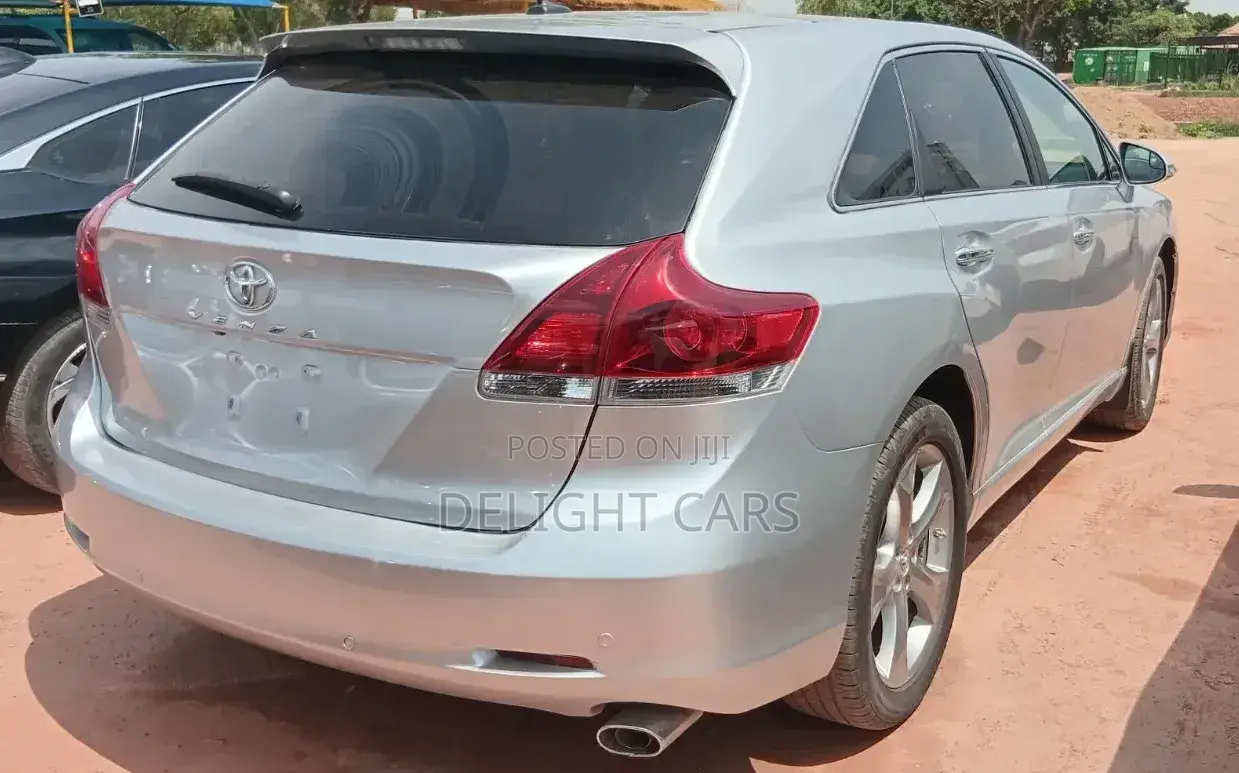 Toyota Venza Limited 2015 Silver