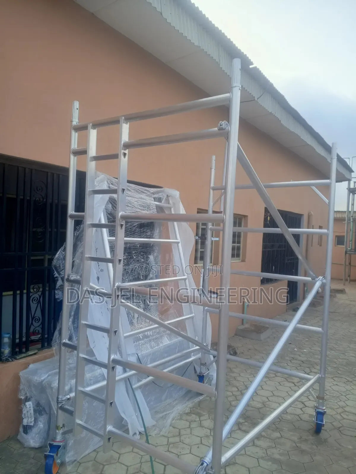 10 MTRS High Aluminum Scaffolding