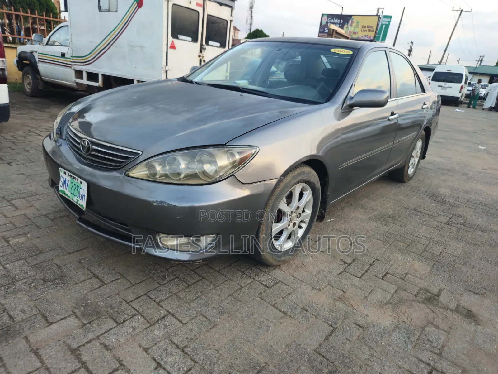 Toyota Camry 2005 Gray