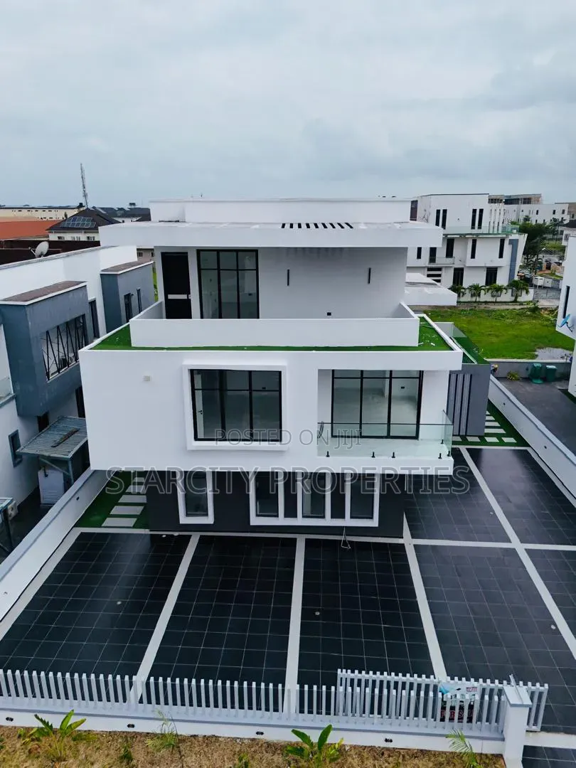 Furnished 5bdrm Duplex in Orchid, Lekki Phase 2 for sale