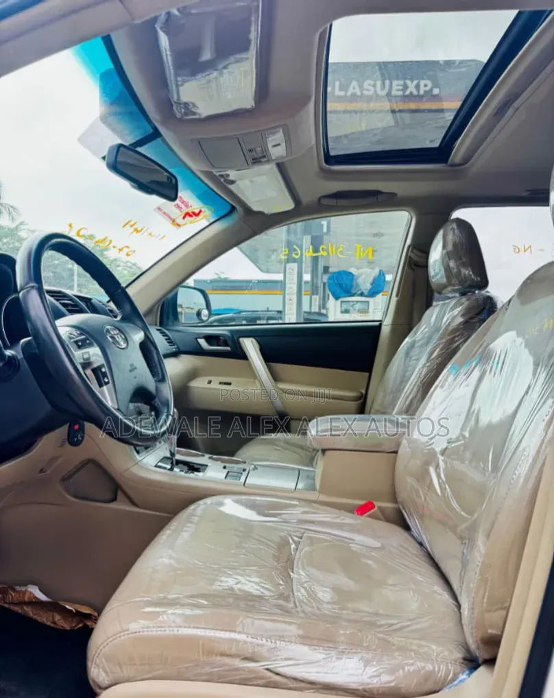 Toyota Highlander 2013 White