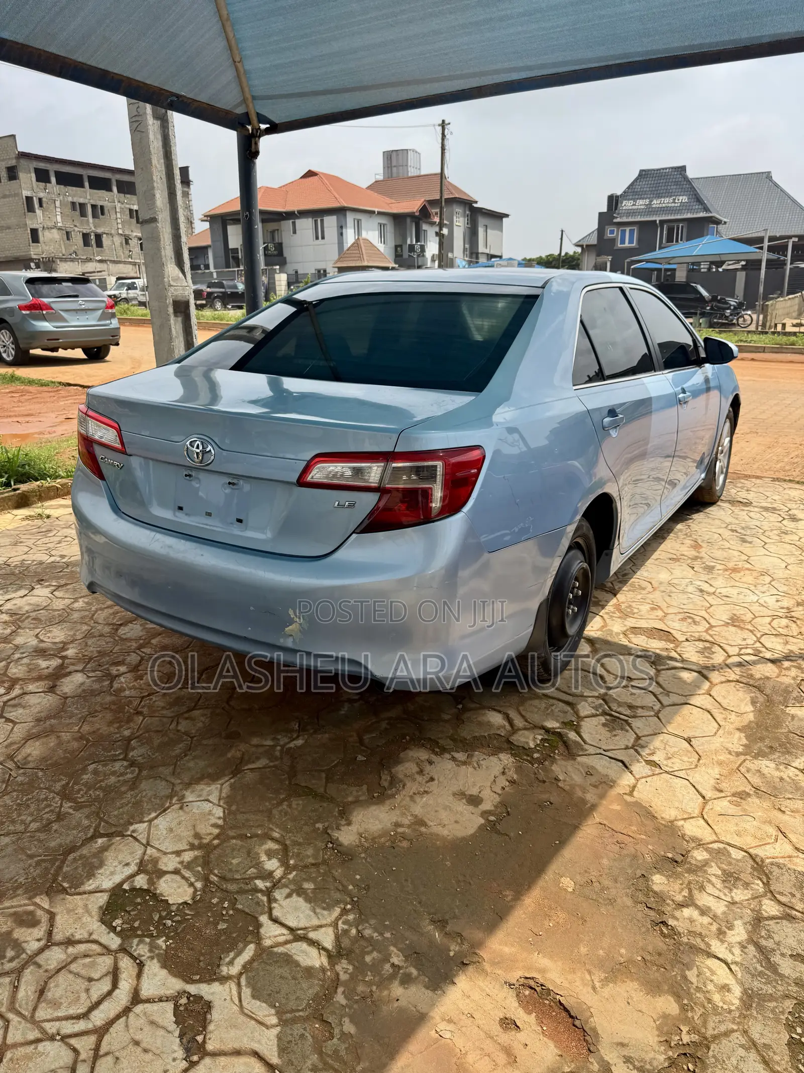 Toyota Camry LE 4dr Sedan (2.5L 4cyl 6A) 2012 Blue