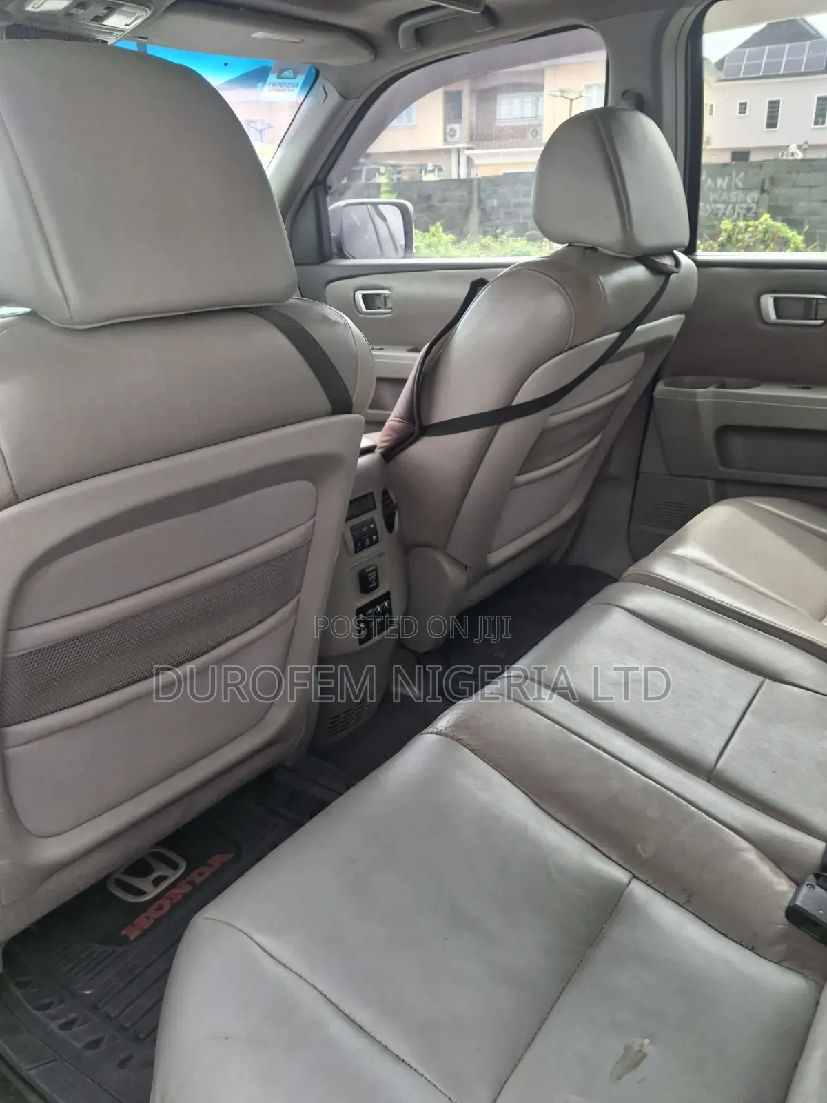 Honda Pilot Touring w/RES/Navi 4WD (3.5L 6cyl 5A) 2010 Gray