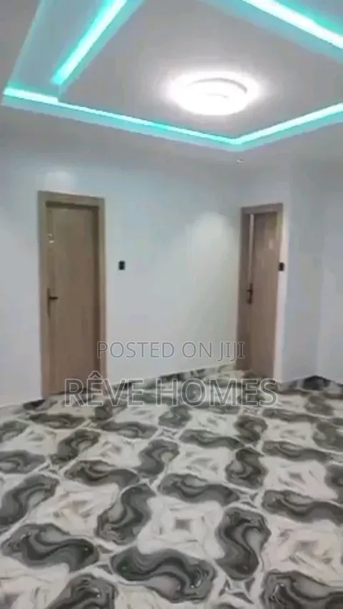 2bdrm Block of Flats in Medina for rent