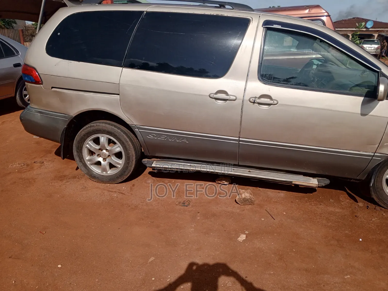 Toyota Sienna 2002 Gold
