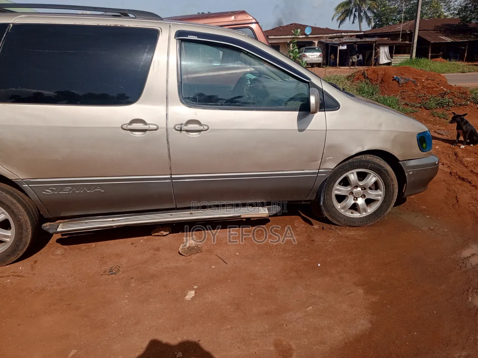 Toyota Sienna 2002 Gold