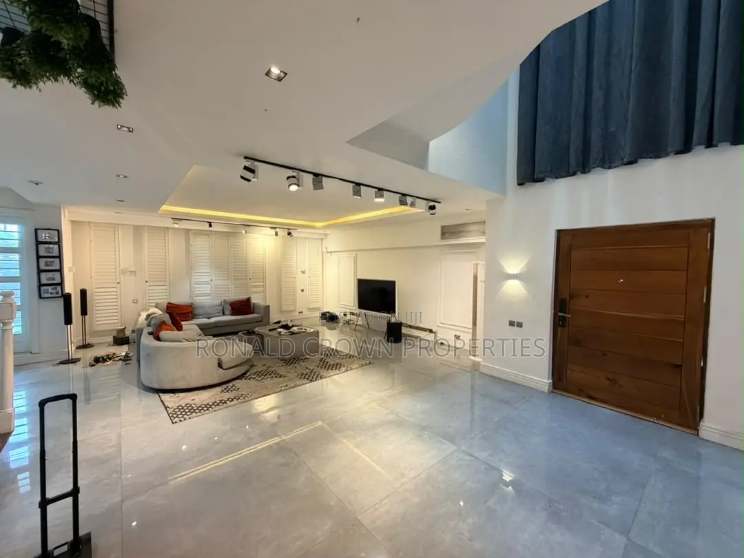 5bdrm Duplex in Banana Island for rent