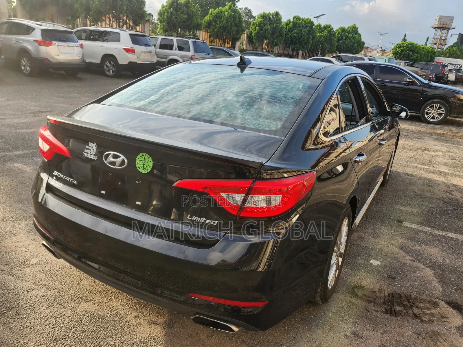 Hyundai Sonata Limited w/Brown Leather 4dr Sedan (2.4L 4cyl 6A) 2015