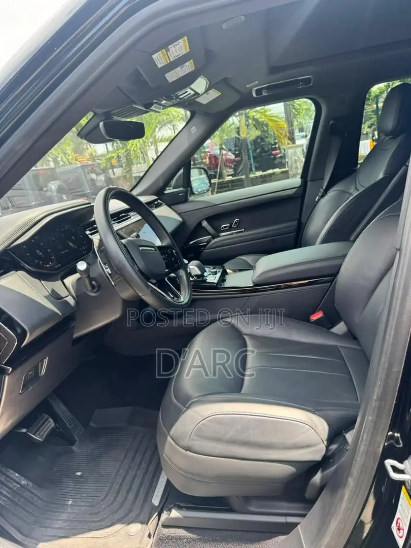 Land Rover Range Rover Sport P400 SE Dynamic 4WD 2023 Black