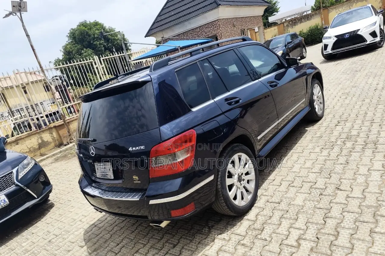 Mercedes-Benz GLK-Class 350 4MATIC 2010 Black