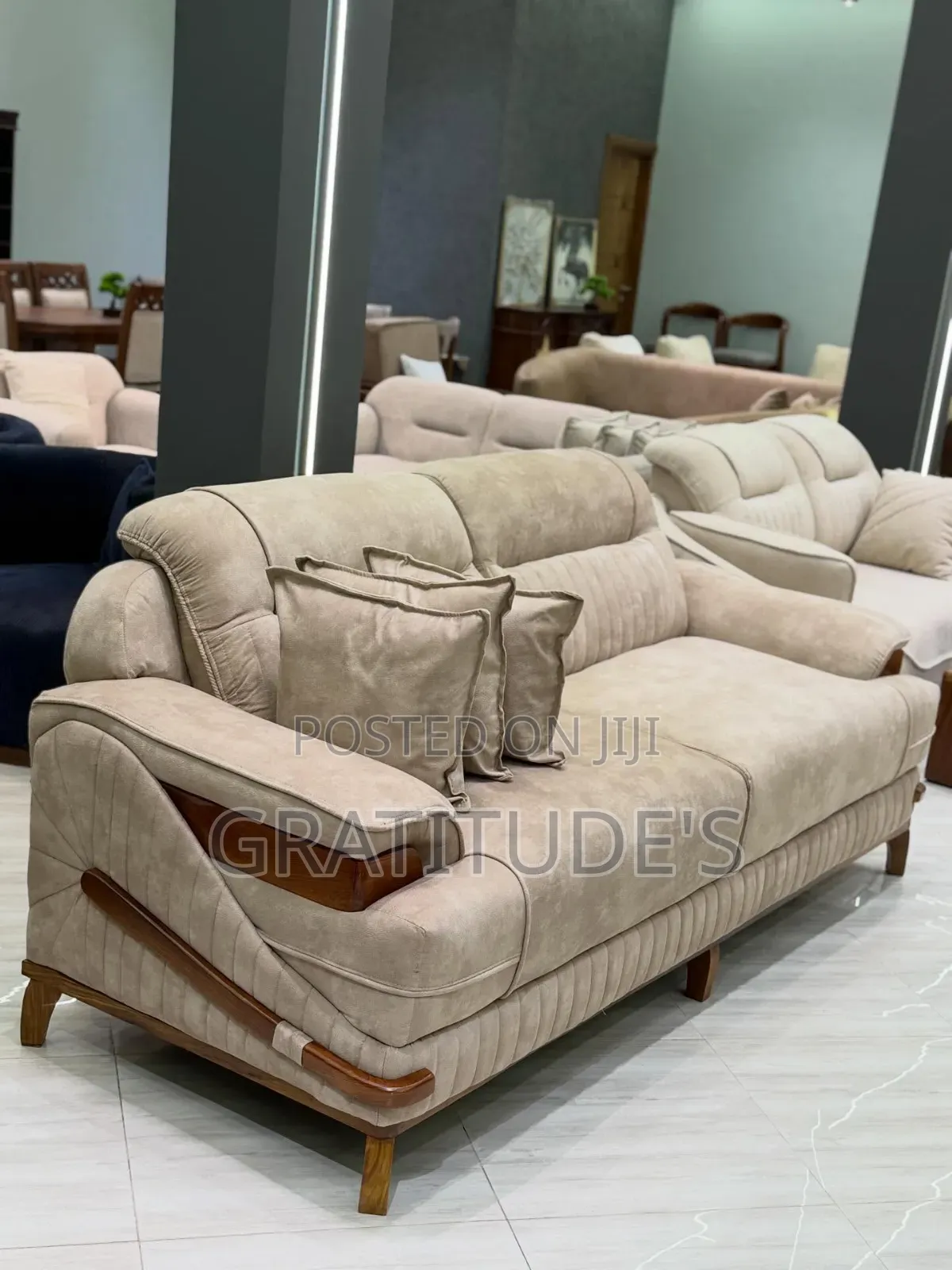Best Quality Sofa Sets 3-2-1-1 Seaters