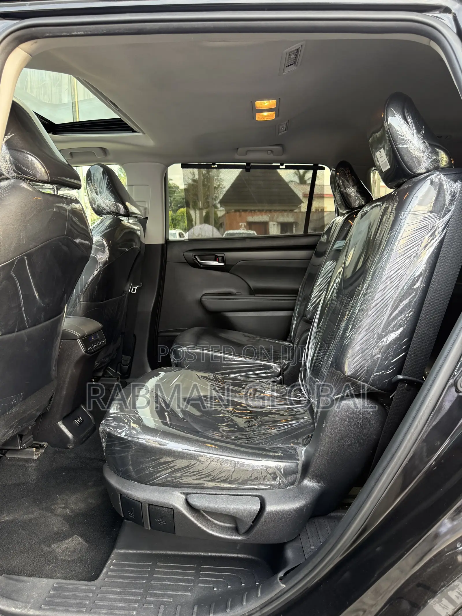 Toyota Highlander XLE 2021 Black