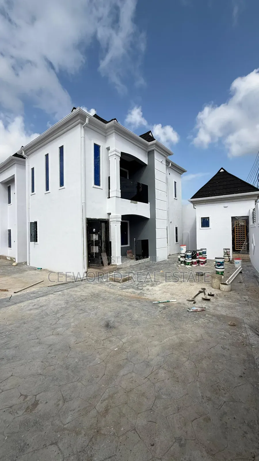2bdrm Apartment in Kolapo Ishola Gra, Akobo for rent