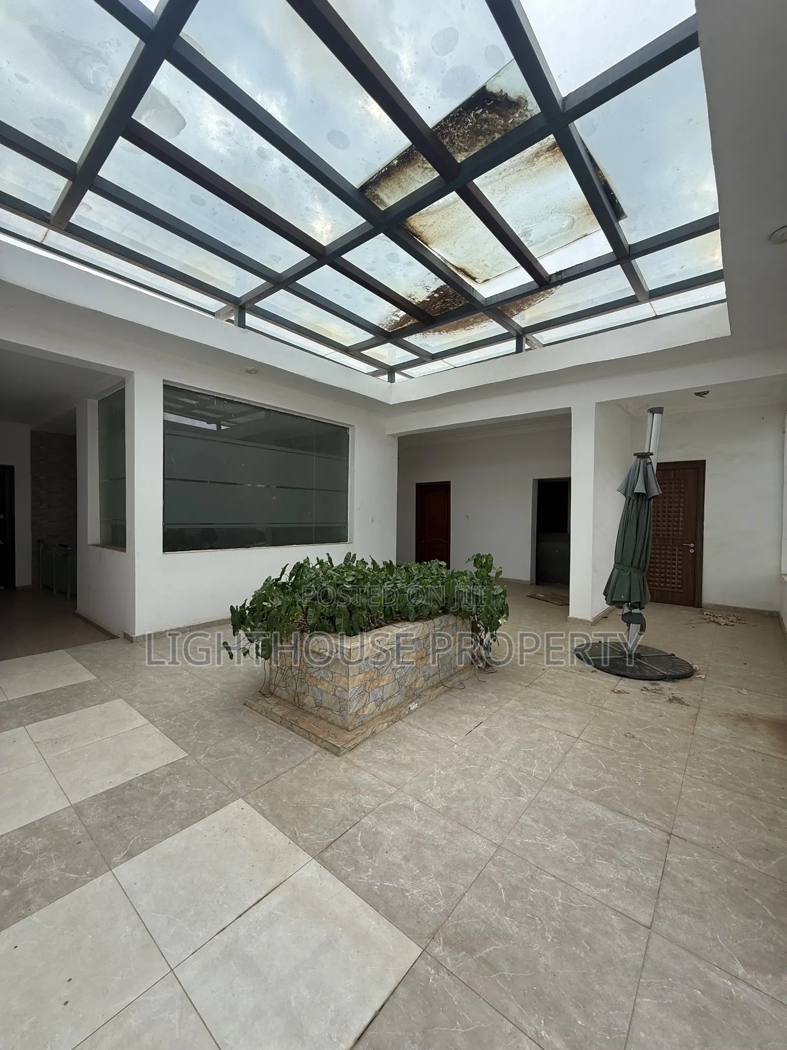 7bdrm Penthouse in Katampe Extension for rent