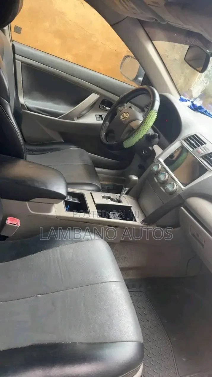 Toyota Camry 2008 Red