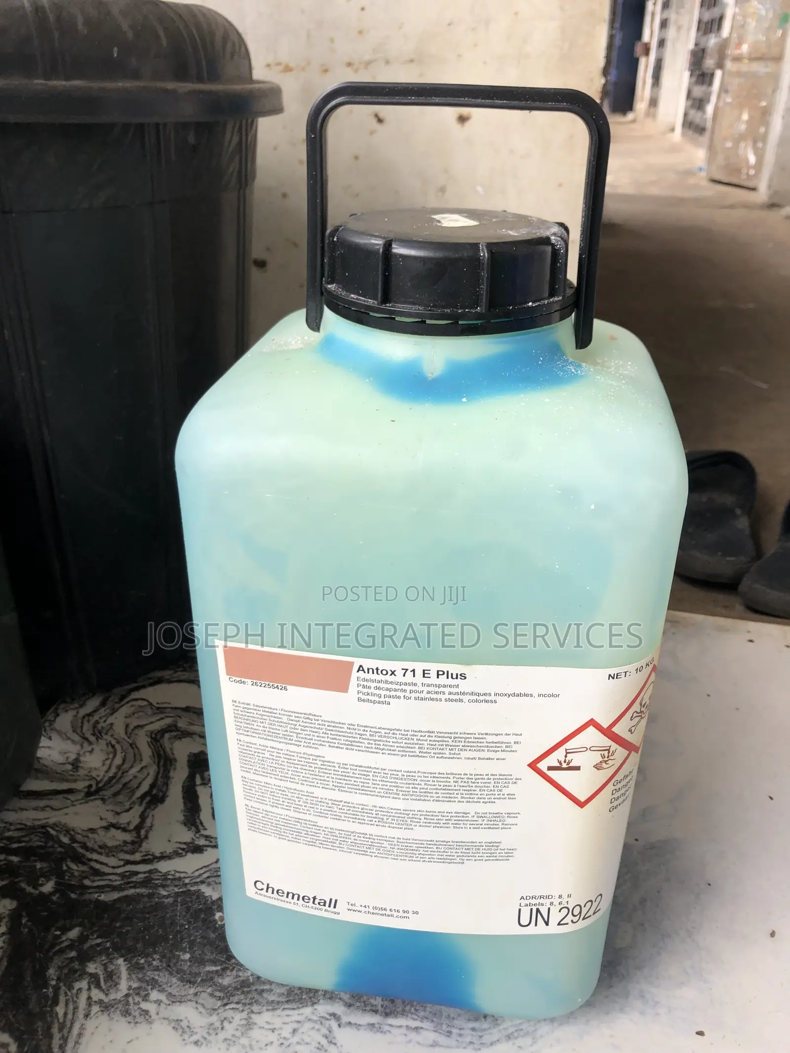 10 Kg Container of Antox 71 E Plus, an Industrial Pickling Paste